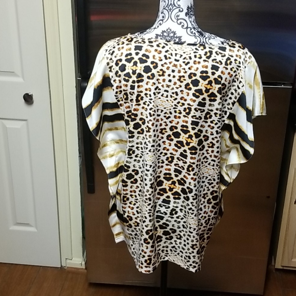 Ruby Rd. Top - Picture 3 of 9